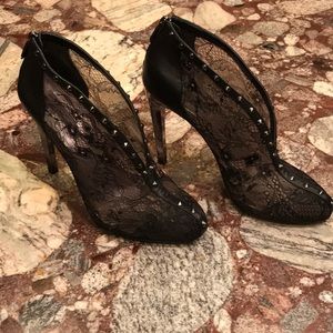 BCBGMAXAZRIA LACE STUDDED BOOTIES